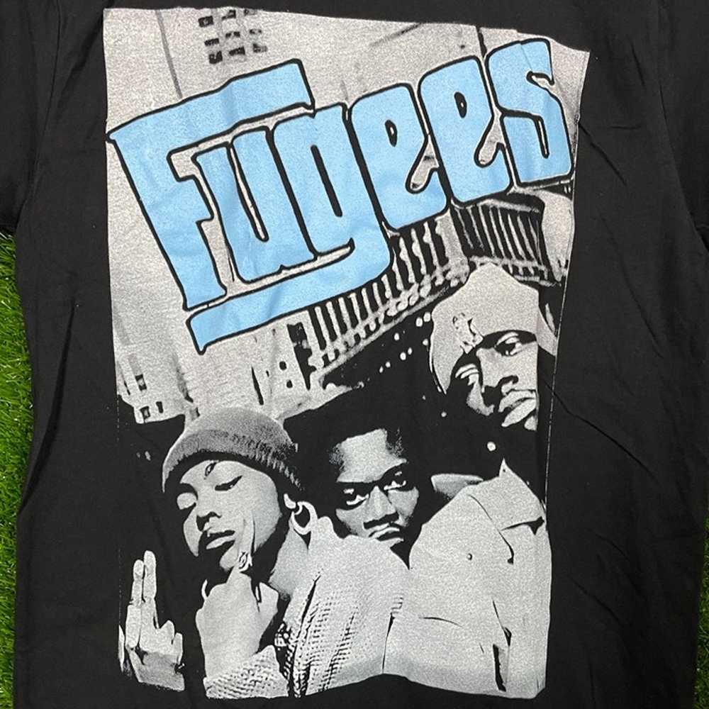 Fugees Hip-Hop T-shirt size M - image 2