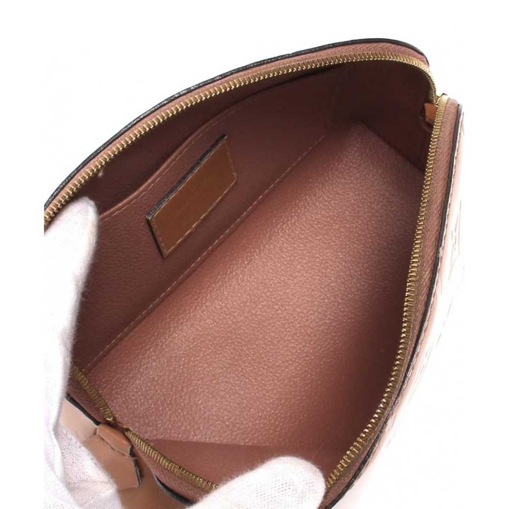 Louis Vuitton Zippy patent leather purse - image 3