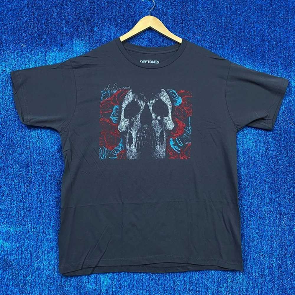 Deftones Numetal Rock T-shirt Size 2XL - image 1