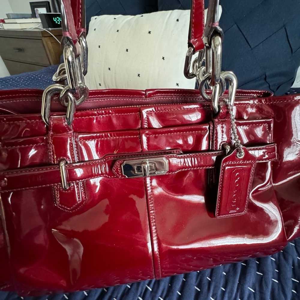 Coach Chelsea Burgandy Patent Leather Purse - image 10