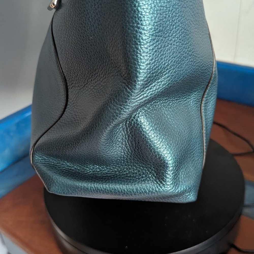 NWOT Coach Ava Chain Tote Metallic Teal - image 8