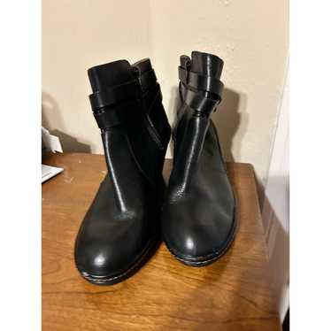 EUC Ecco Soft Size 10 Black Ankle Boots