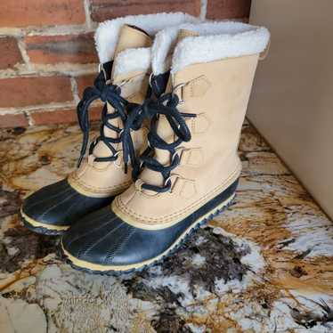 Women Sorel winter snow boots