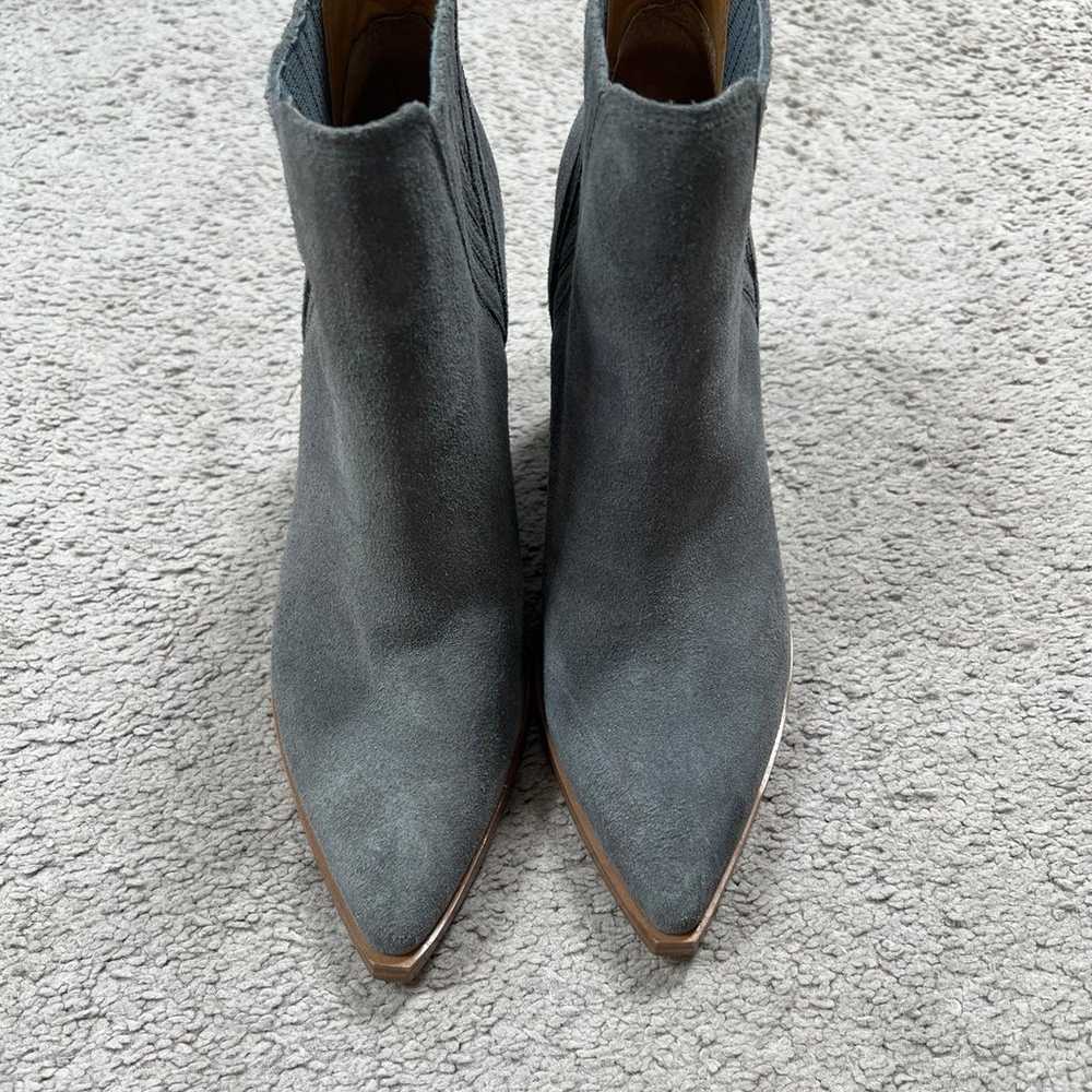 Marc Fisher Grey Suede ankle boots size 6.5 point… - image 1