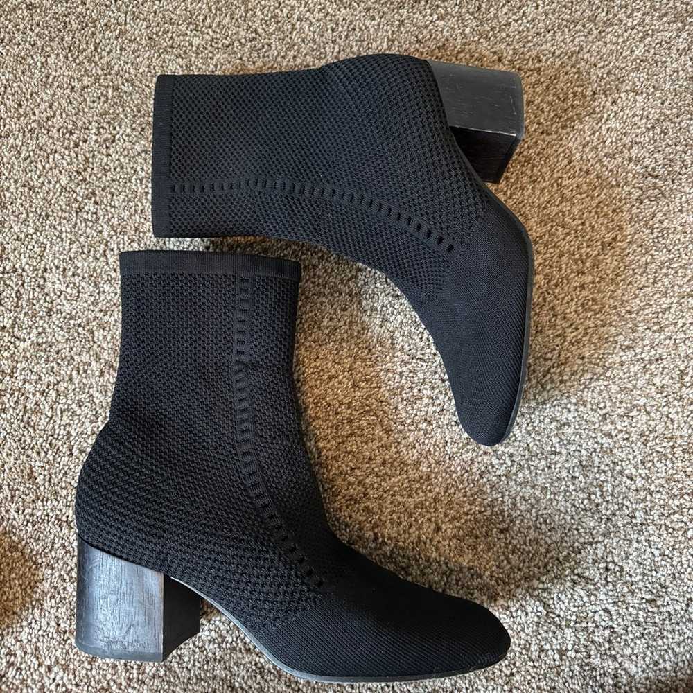 Eileen Fisher Choice Mesh-Knit Ankle Booties Size… - image 5