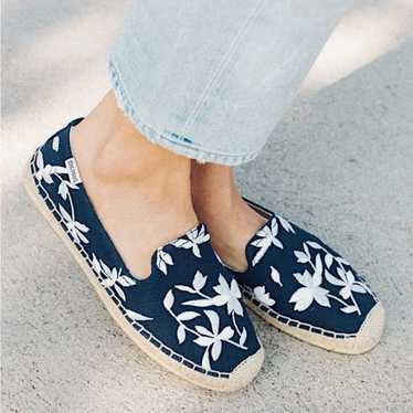 Soludos Shiloh Floral Embroidery
Espadrille Flats 
