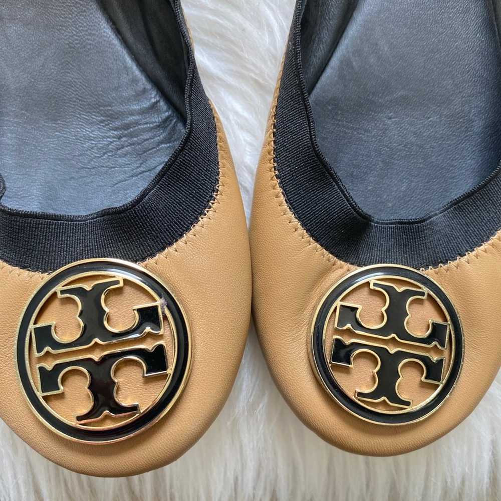 tory burch Caroline Beige/black  ballet flats Lea… - image 2