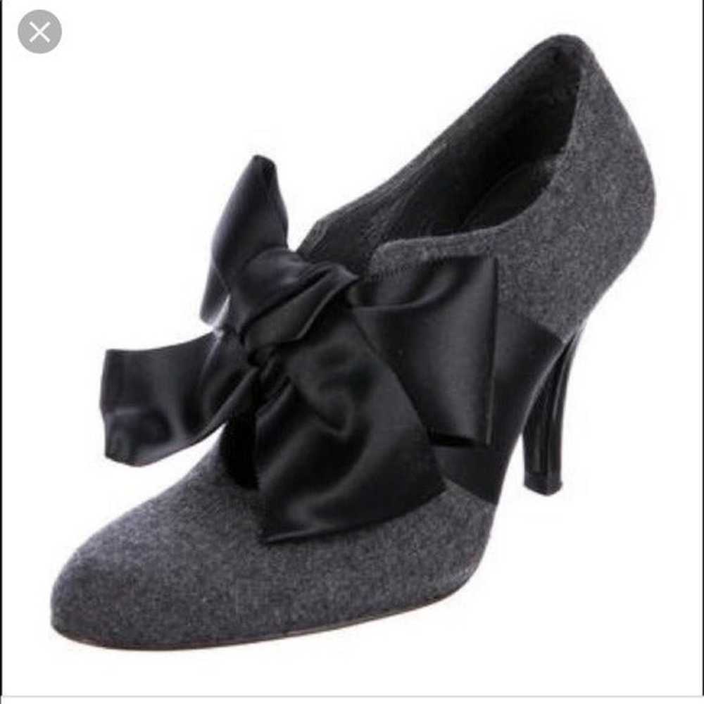 Stuart Weitzman Gray Wool with Black Satin Bow Hi… - image 1