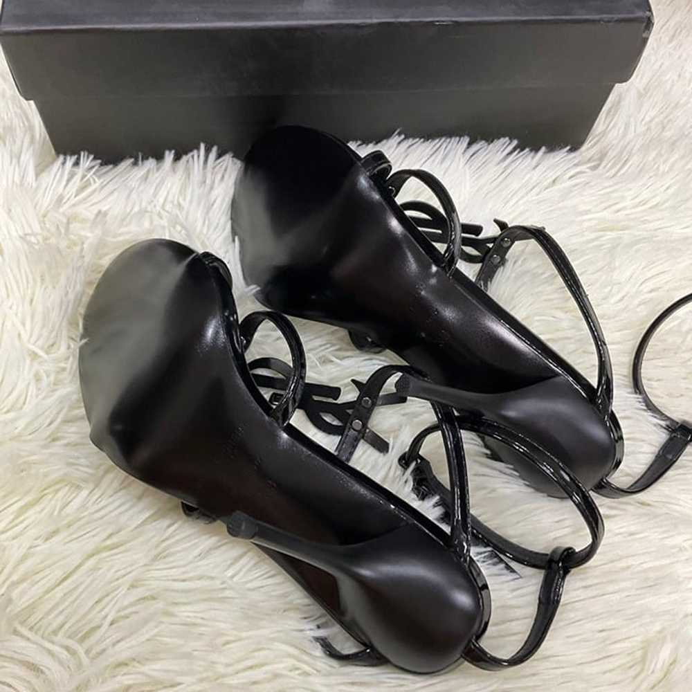Black high heels - image 5