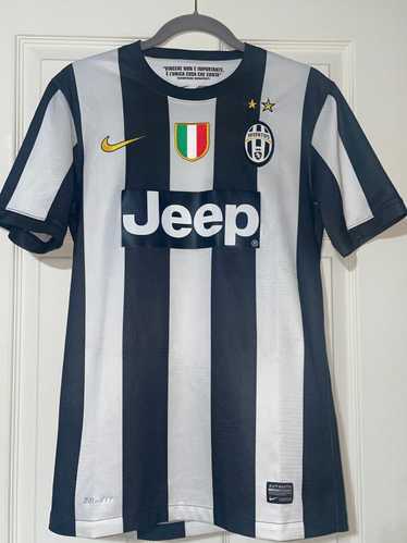 Nike Juventus Home Kit 2012/13 - Men’s Small