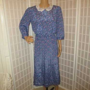 Lisa II vintage granny, prairie dress - image 1