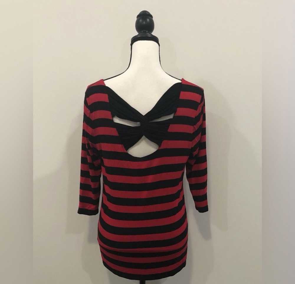 Other Chelsea and Theodore Striped Top - image 1