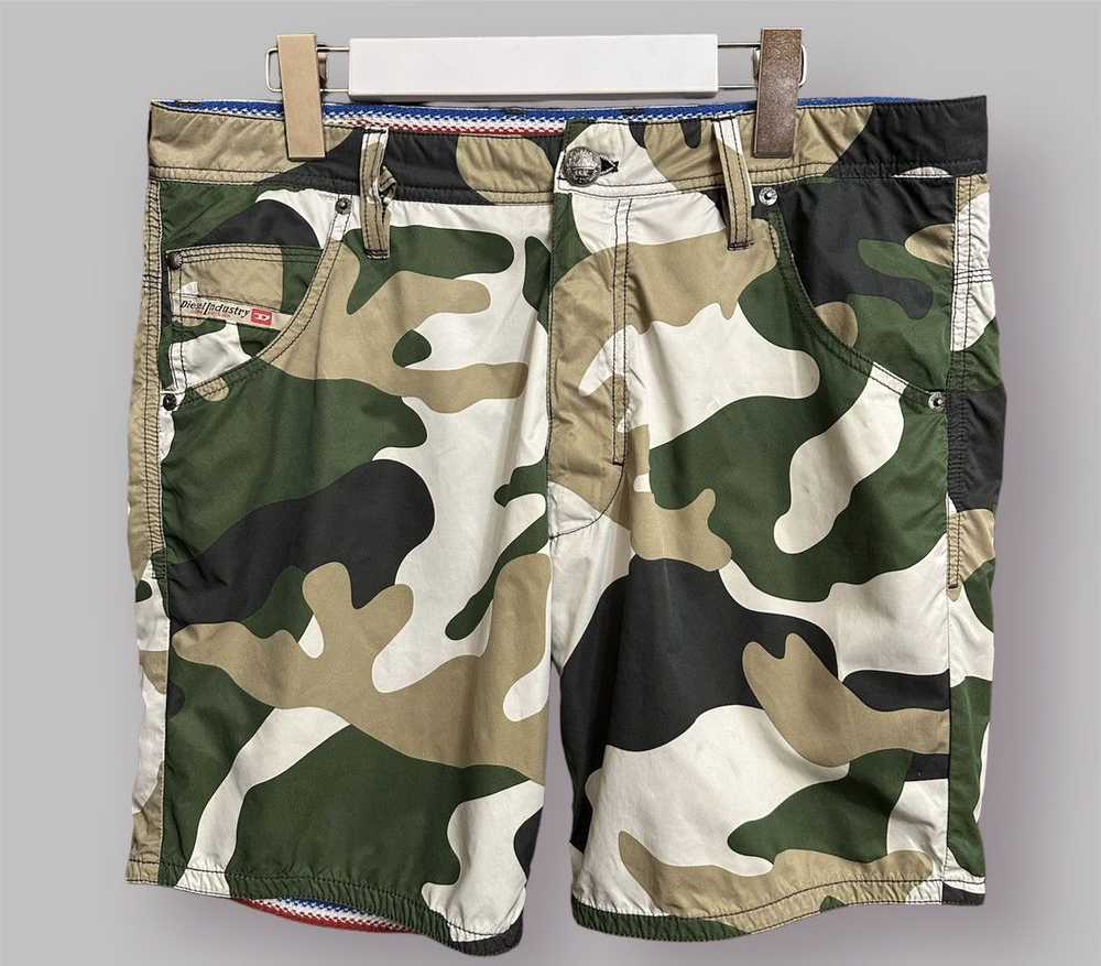 Diesel DIESEL Industry Camo Mens Swim Shorts Sz 32 - image 3