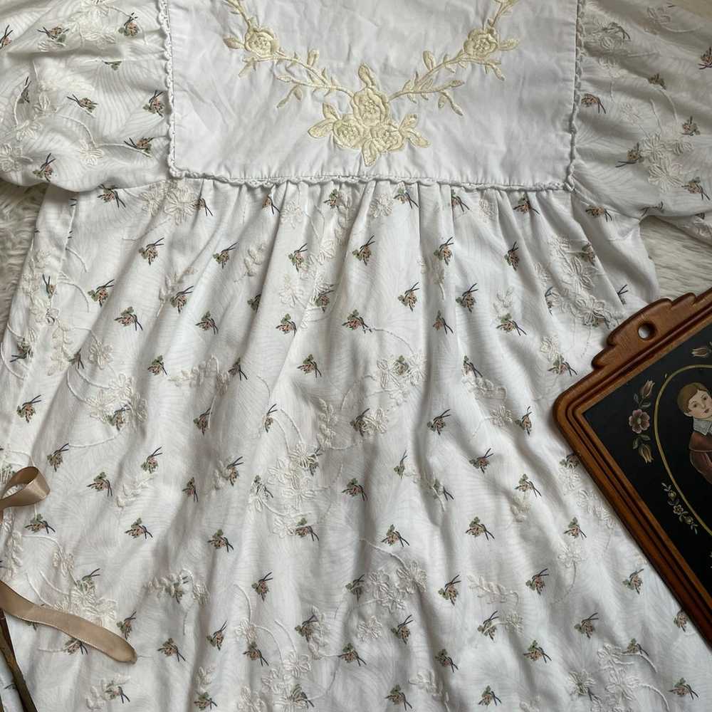 Vintage embroidered floral house dress - image 9