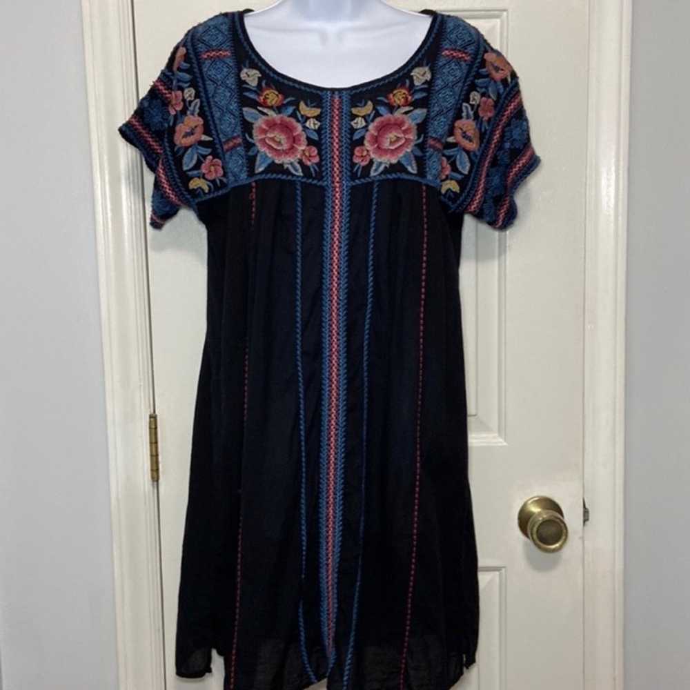 Johnny Was Dani Embroidered Dress M - image 3