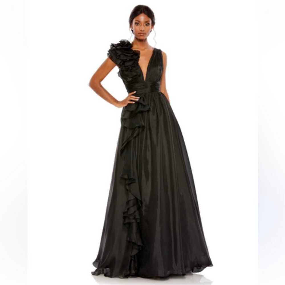Size 12 Mac Duggal Ruffle Detailed Evening Gown - image 2