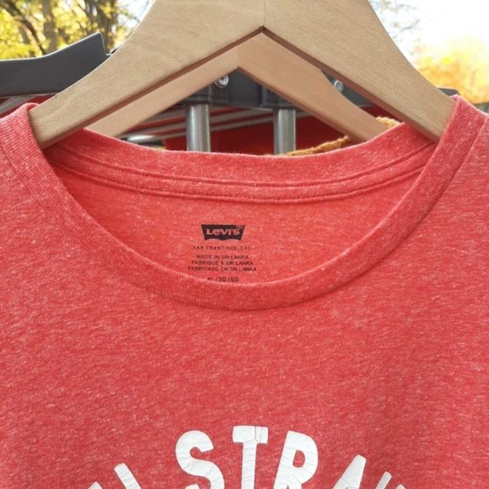 Levi Strauss Graphic Tee Soft Red Levi's T-shirt … - image 7