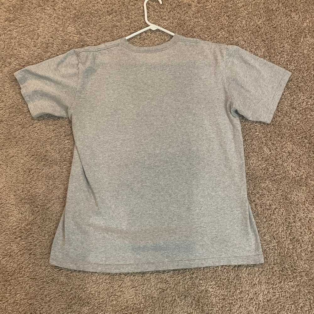 men’s grey supreme t-shirt - image 3