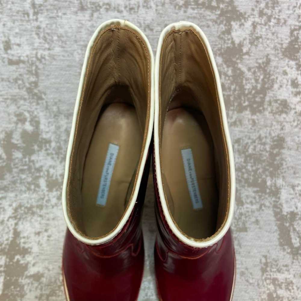 Diane Von Furstenberg Patent leather ankle boots - image 7