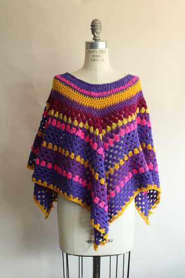 Vintage 1960s 1970s Purple and Gold Knit Poncho