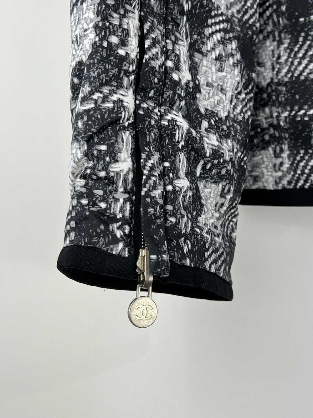 Chanel CHANEL Tweed Nylon Reversible Jacket - image 6