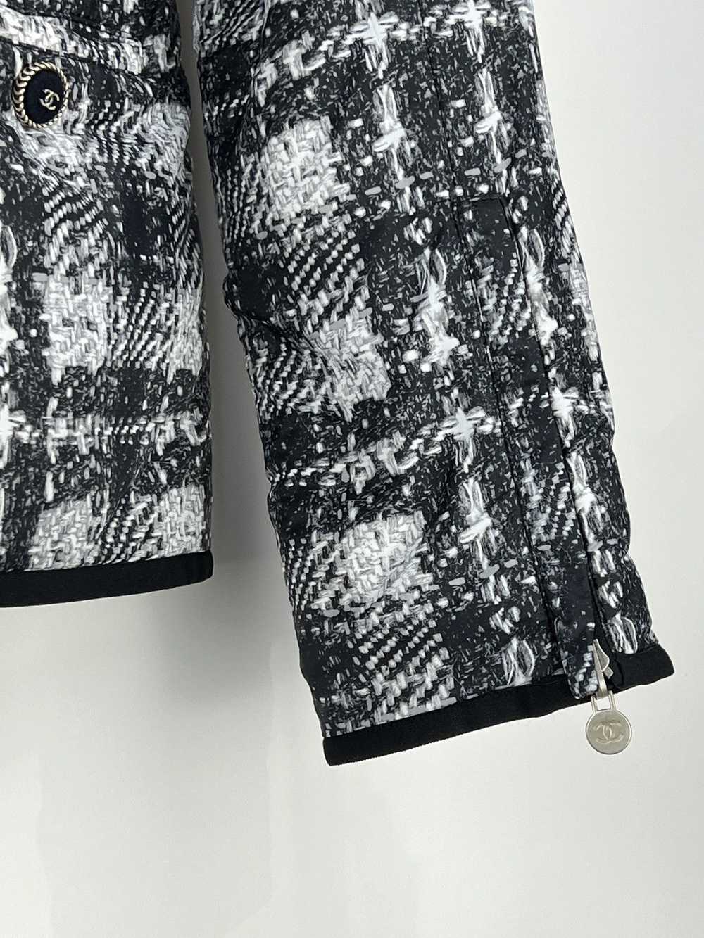 Chanel CHANEL Tweed Nylon Reversible Jacket - image 7
