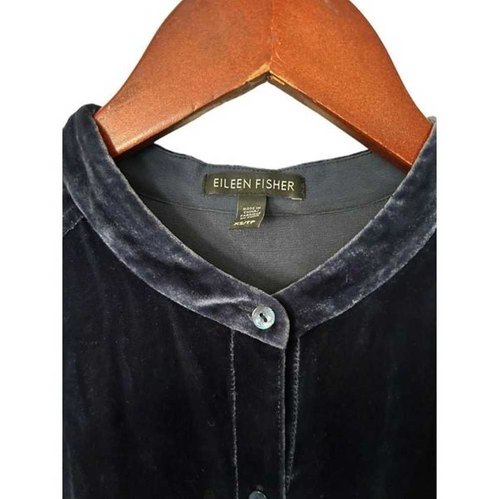 Eileen Fisher Royal Blue Crushed Velvet Button Up… - image 6