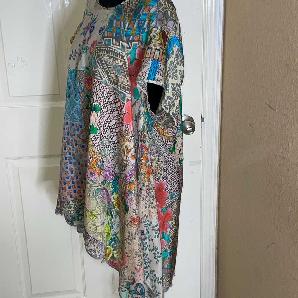 JOHNNY WAS Multicolored  Silk Floral Tunic Size L… - image 5
