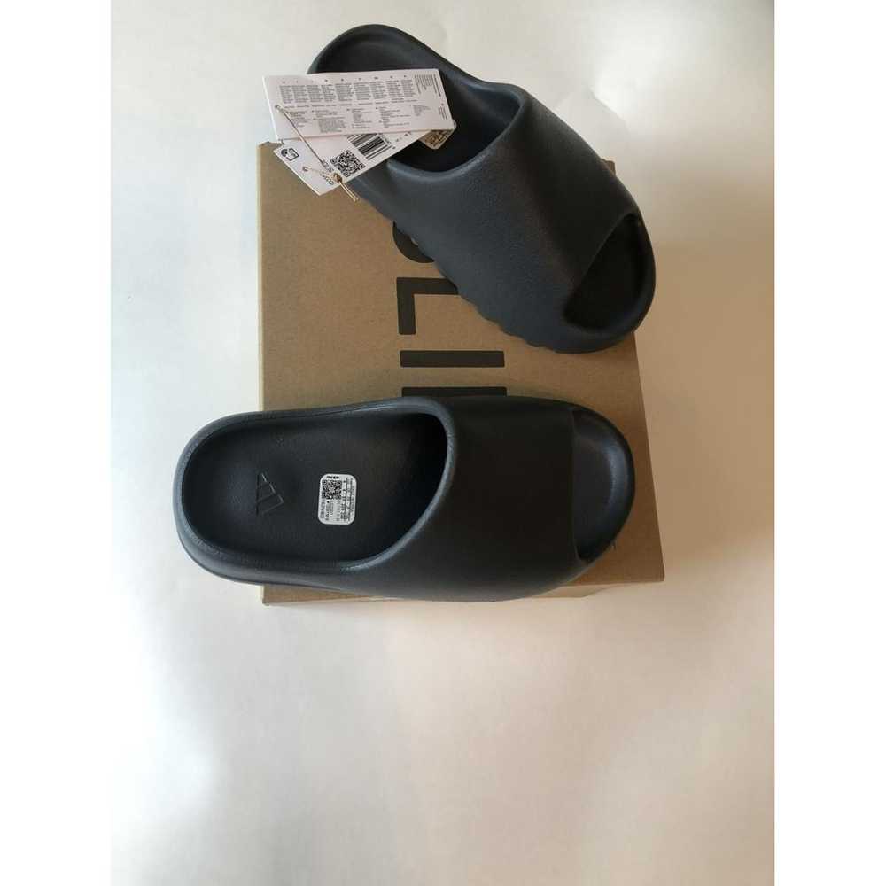 Yeezy x Adidas Slide sandal - image 3
