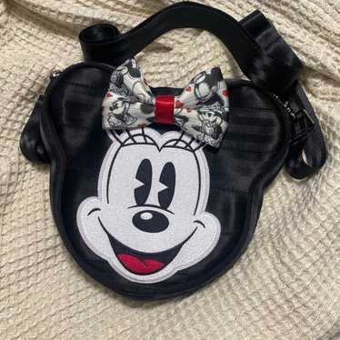 Harvey seat outlet belt Mickey Halloween coin