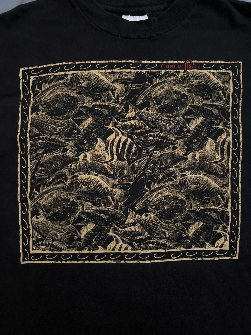 Vintage Vintage 90s Cam-o-Fish T-Shirt - image 2