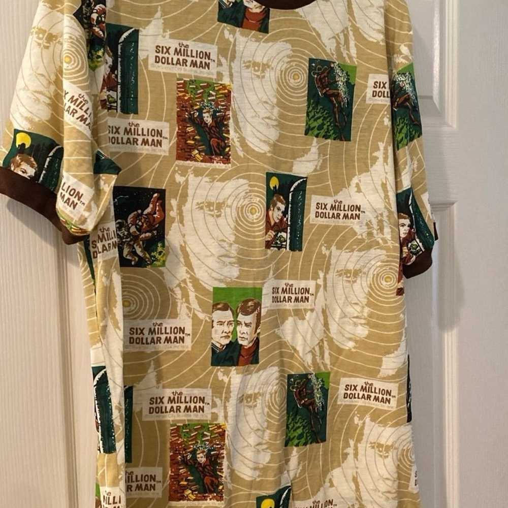 1970s six million dollar man dress t-shirt vintag… - image 2