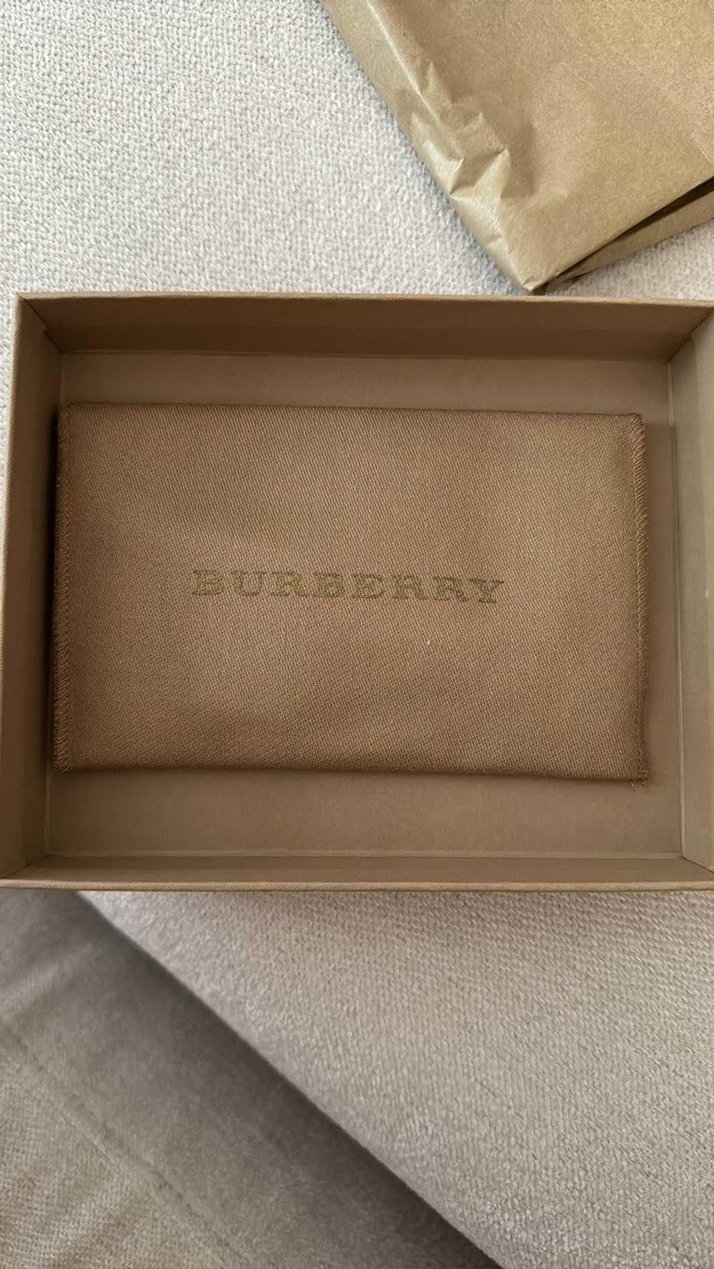 Burberry BURBERRY Leather Card Case - image 5