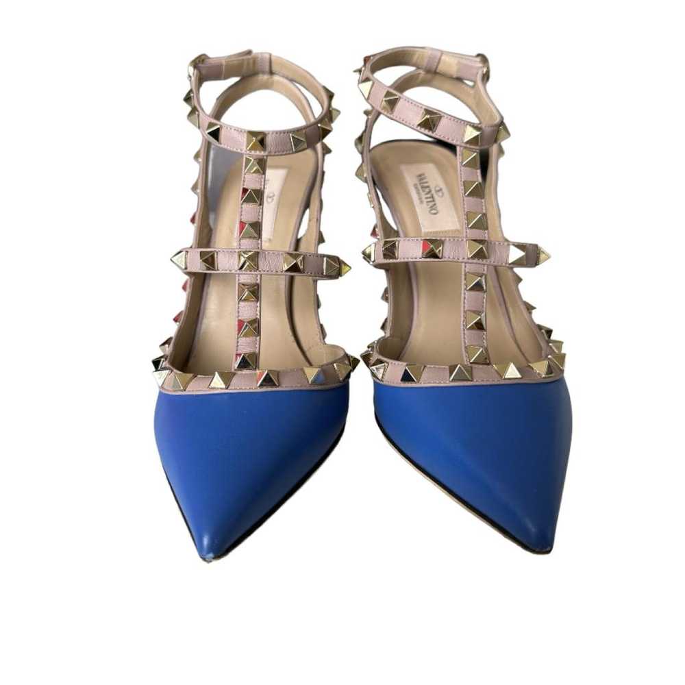 Valentino Garavani Rockstud leather heels - image 2