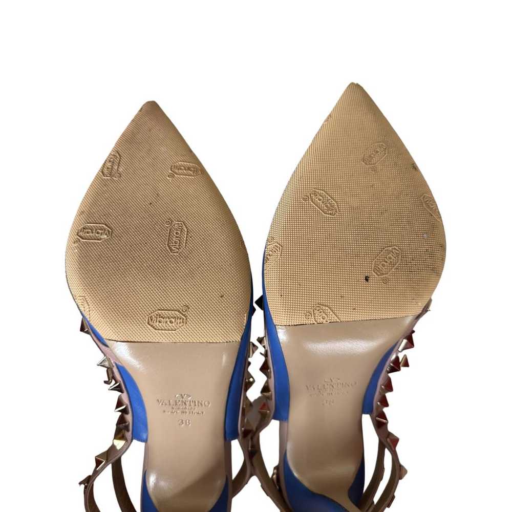 Valentino Garavani Rockstud leather heels - image 7