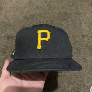 New Era Pittsburgh Pirates Hat 7 3/8 - image 1