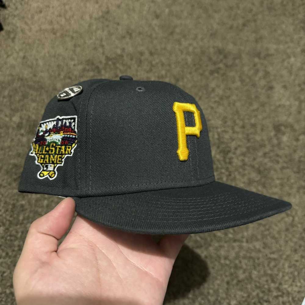 New Era Pittsburgh Pirates Hat 7 3/8 - image 2