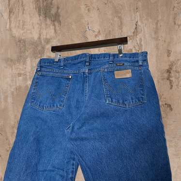 Vintage Wrangler Work Jeans 38x30 Relaxed Fit Medi