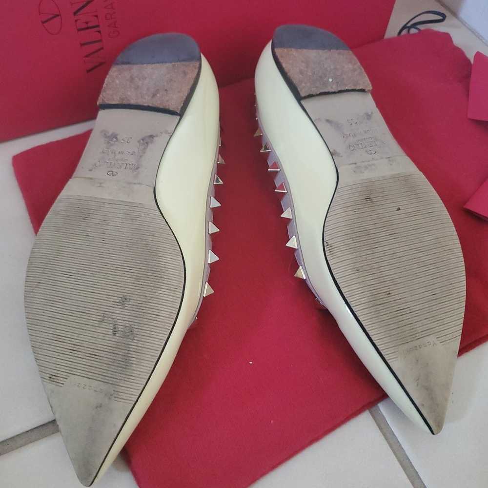 Valentino Garavani Rockstud Flats - image 10