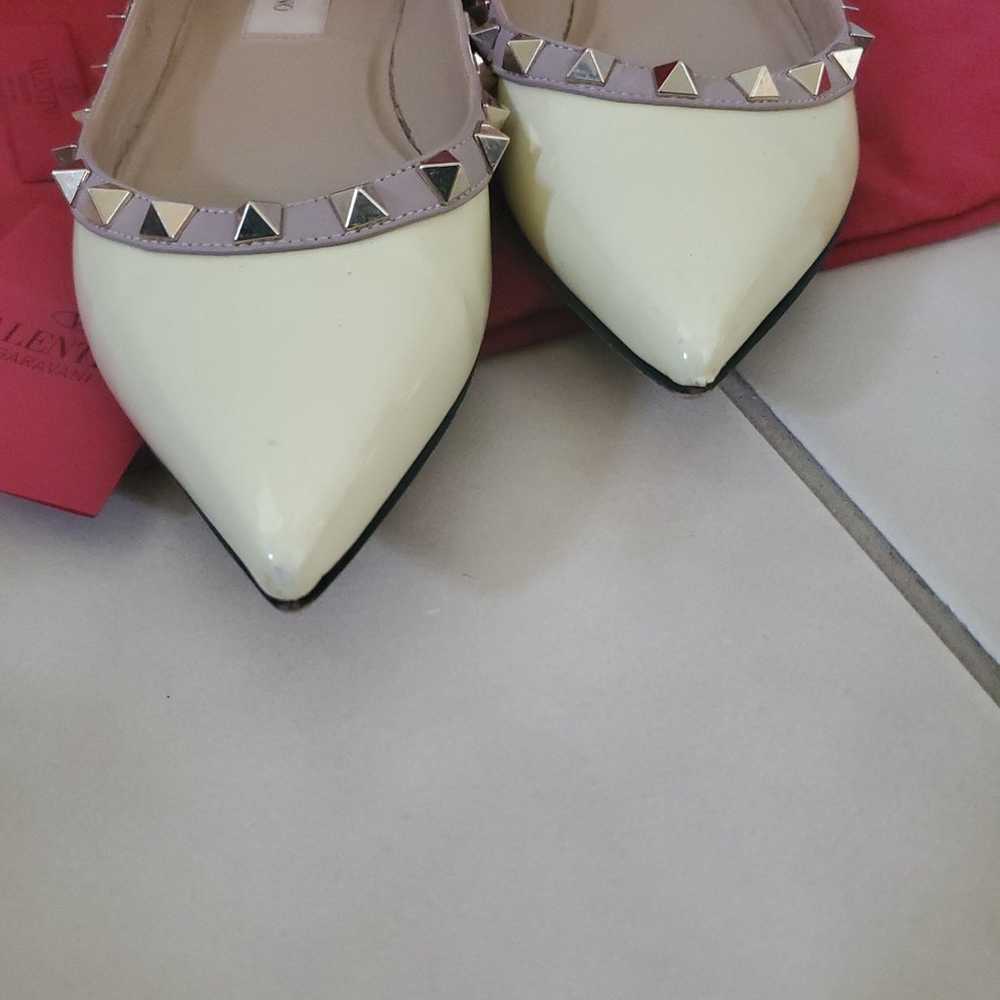 Valentino Garavani Rockstud Flats - image 9