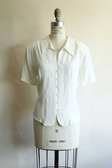Vintage 1990s White Rayon Button Down Shirt with S