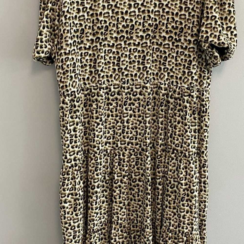 Charles Henry Tiered Leopard Print Midi Shirtdres… - image 3
