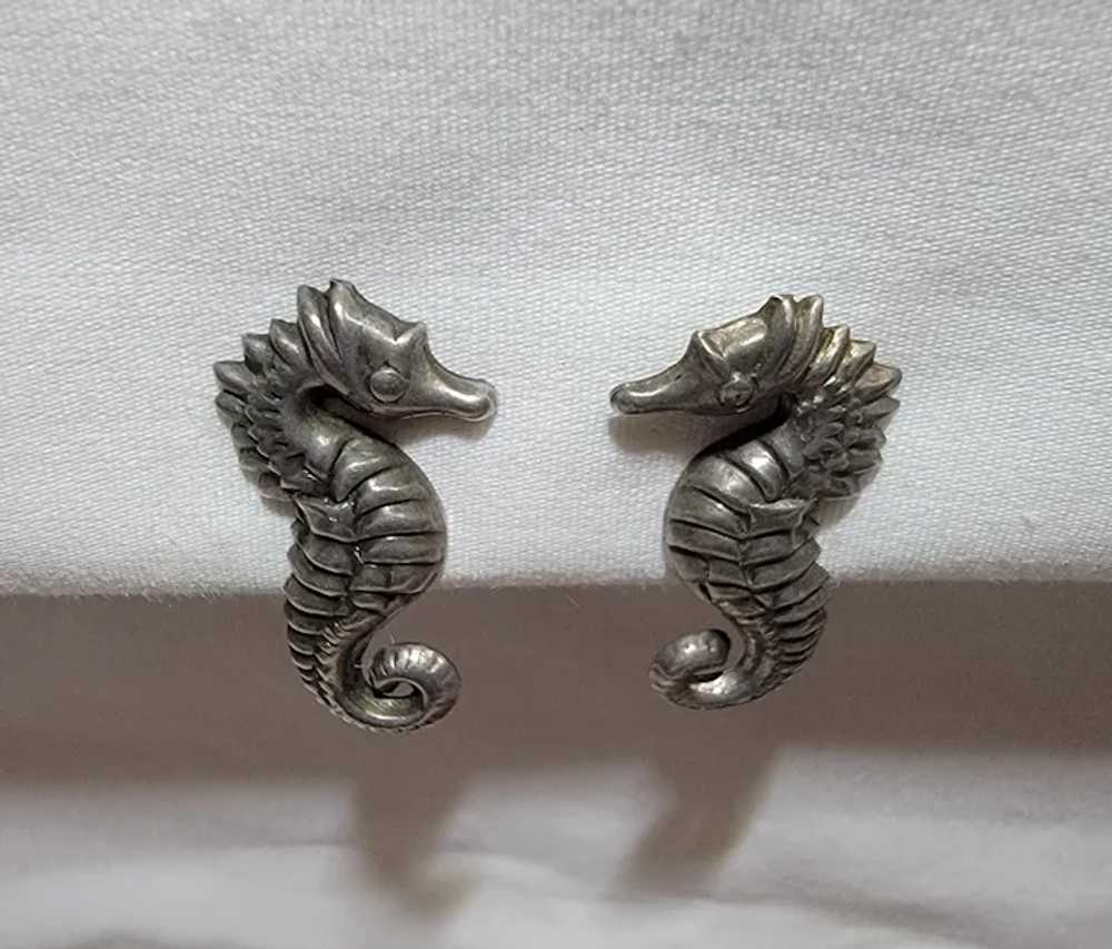 Sterling silver seahorse screw back earrings - image 5