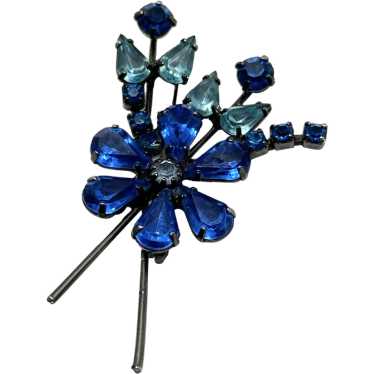 Vintage blue glass rhinestone flower pin brooch