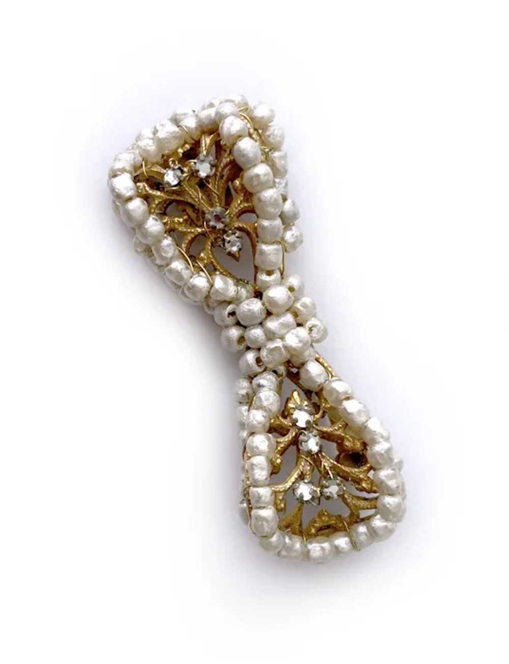 Haskell Faux Baroque Pearl Ribbon Bow Brooch with… - image 6