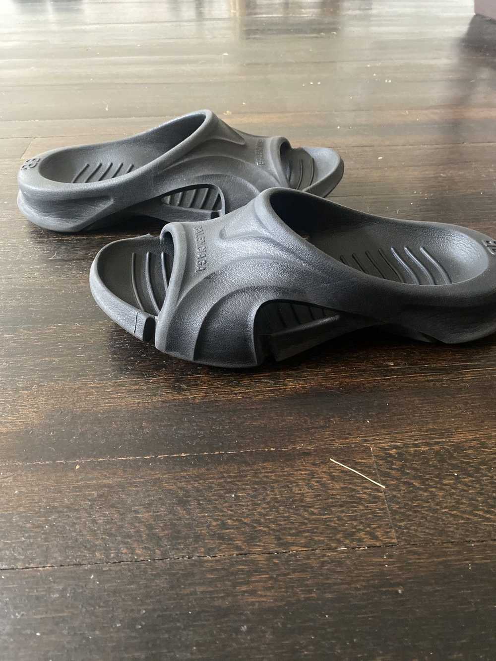 Balenciaga Balenciaga Mold Slide Sandals - image 4