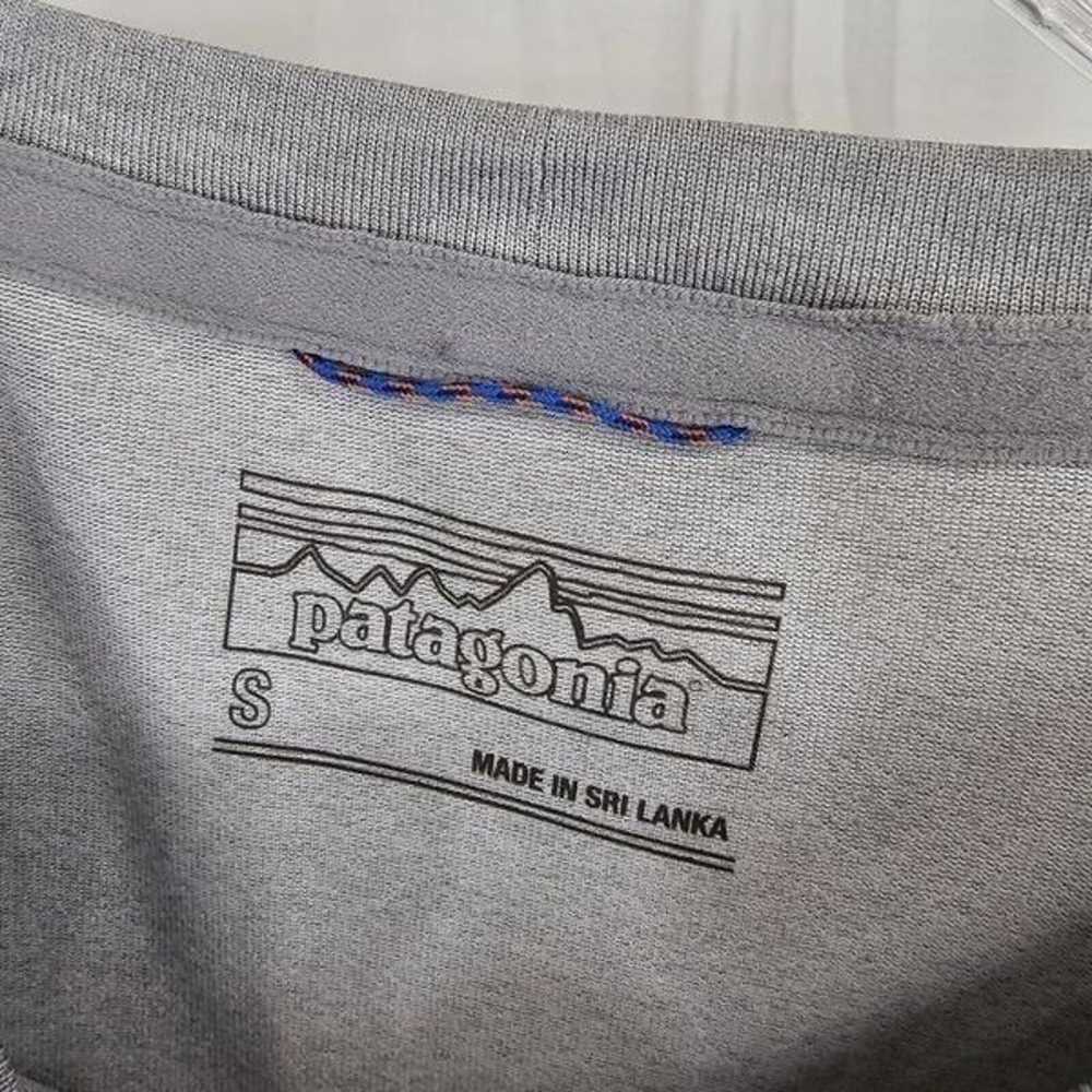 Patagonia Men's Size Small Outdoor Logo Long Slee… - image 4