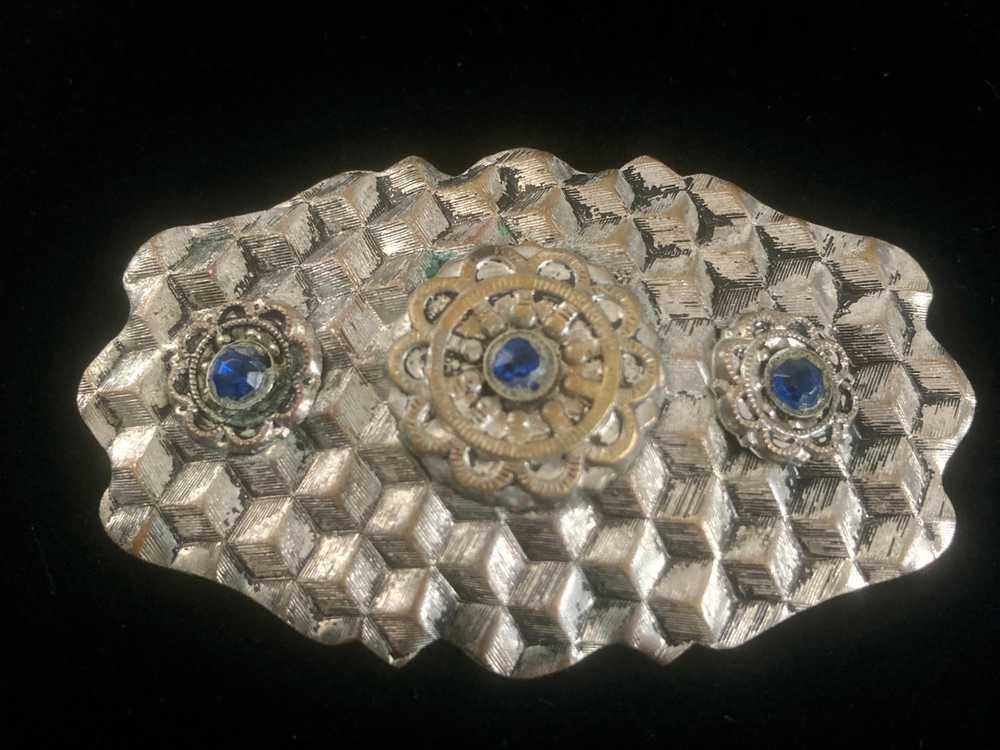 Vintage Silver-tone Brooch Honeycomb w/ Blue Ston… - image 2