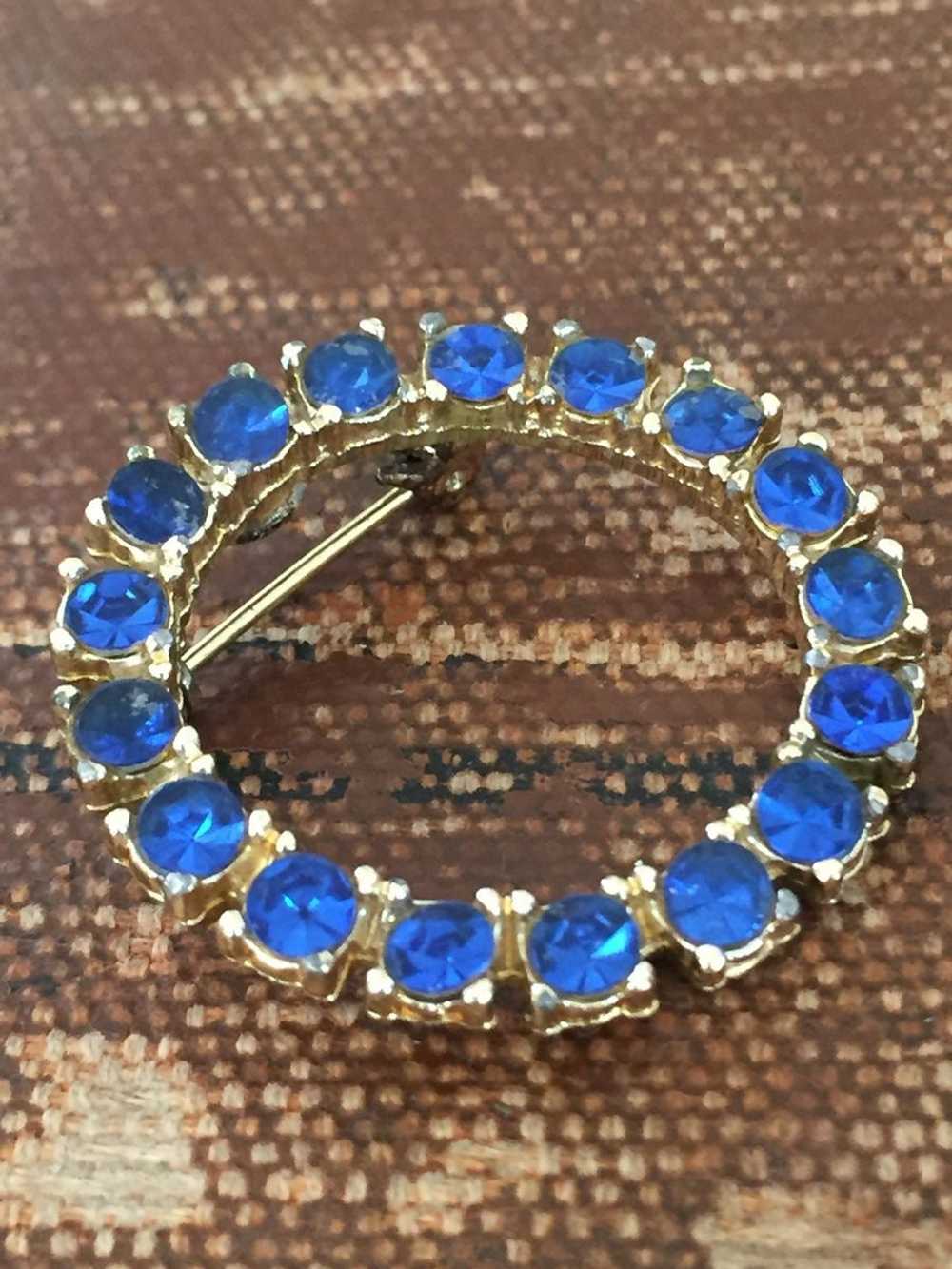 Sapphire Blue Rhinestone Circle Brooch - image 3