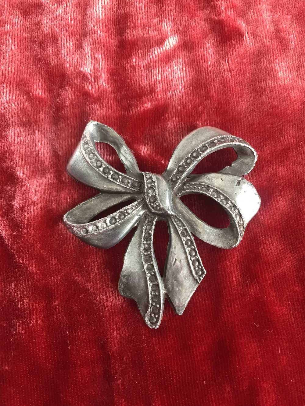 Antique Pewter Bow Brooch - image 4